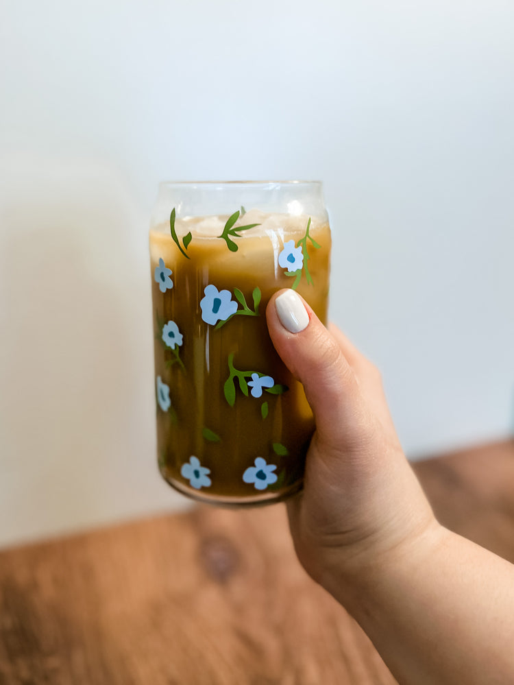 Blue Daisy Florals Can Glass